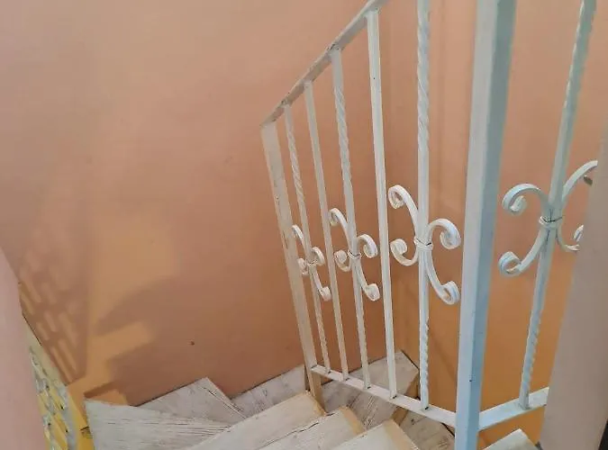 Monolocale Piazza Dante